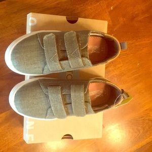 TOMS
